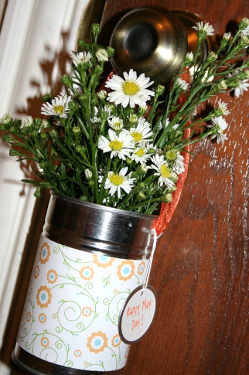 repurposed tin can may day basket