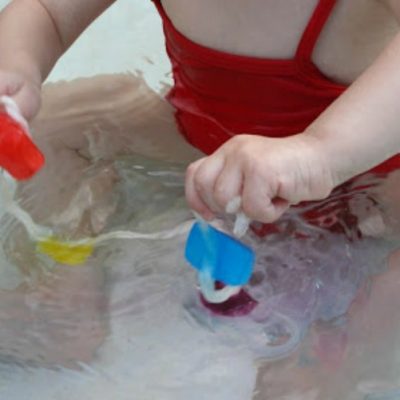Sensory Play :: Colored Ice Cubes