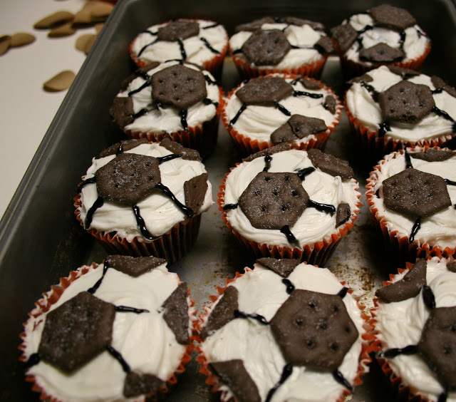 Soccer cupcakes
