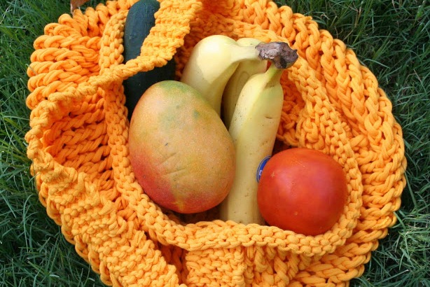 market bag made from t-shirt yarn