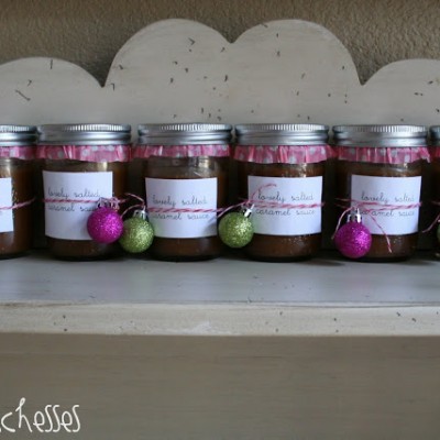 A Homemade Gift :: Salted Caramel Sauce
