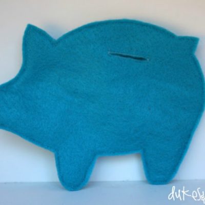 DIY Felt Piggy Bank