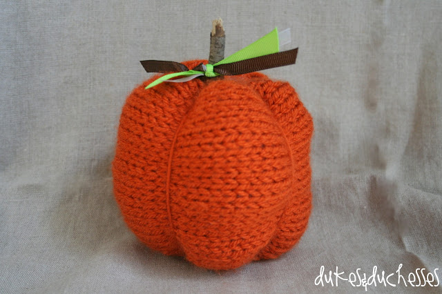 knitted pumpkin with Lion Brand yarn