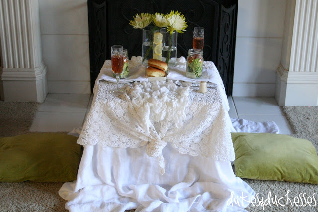 table for two, romantic tablescape