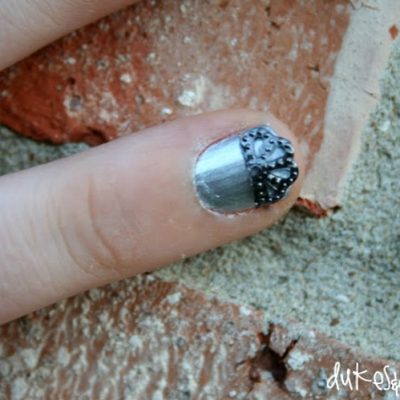 Metal Nail Art Manicure