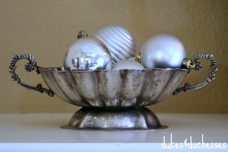 Silver Ornaments in Vintage Dish | #silverandgold #christmas #christmasdecor