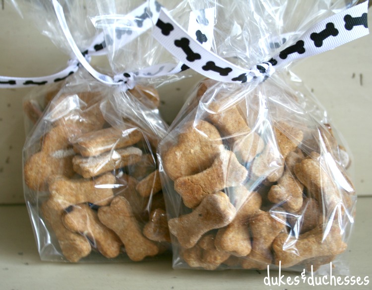 dog biscuit gifts