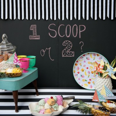 Children at Weddings :: A Lounge for Kids