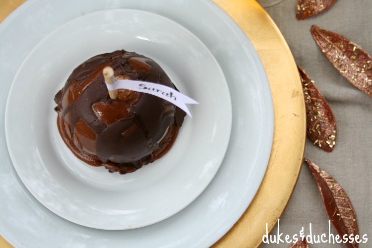 caramel apple placecard and tablescape