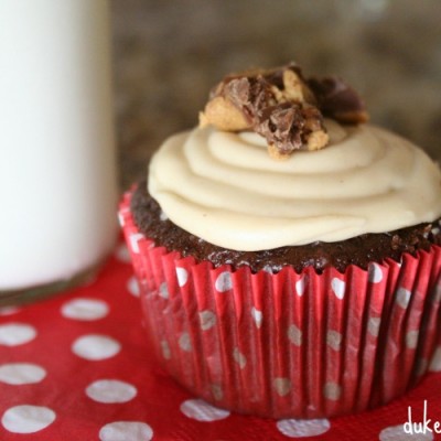 Chocolate Peanut Butter Cup Cupcakes