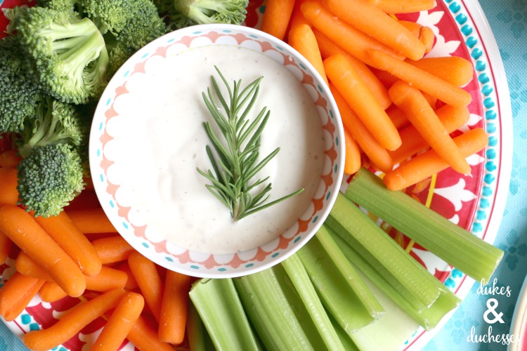 layered chip and dip dish