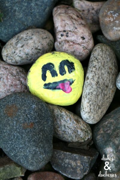 Kindness Rocks Smily Glow in the Dark Kindness Rocks - Dukes and Duchesses