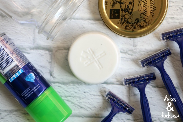 shaving kit contents in mason jar gift