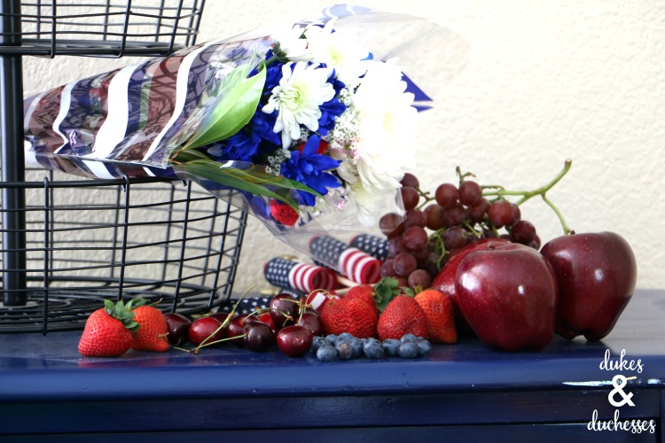 how to make a fourth of july centerpiece