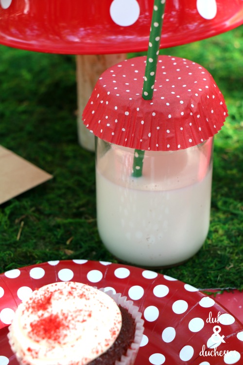 toadstool mason jar cups made with cupcake wrappers