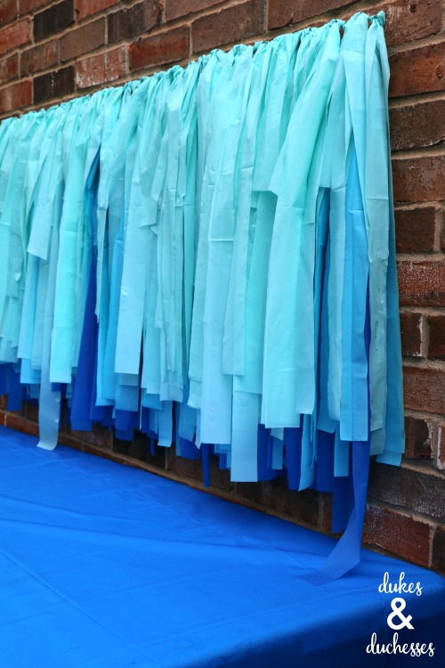 how to make an easy diy party backdrop
