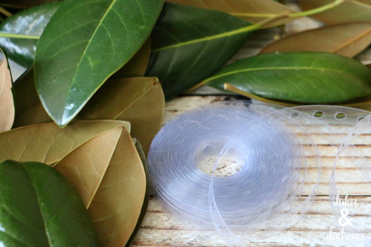 the best way to make a magnolia leaf garland