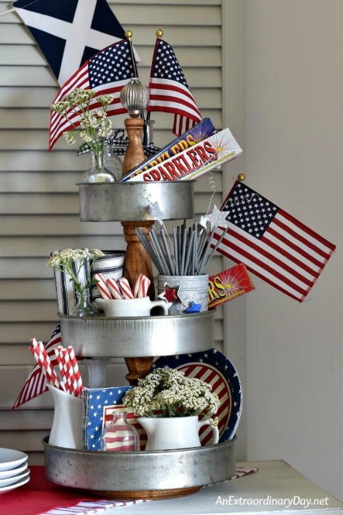 red white and blue patriotic tiered tray